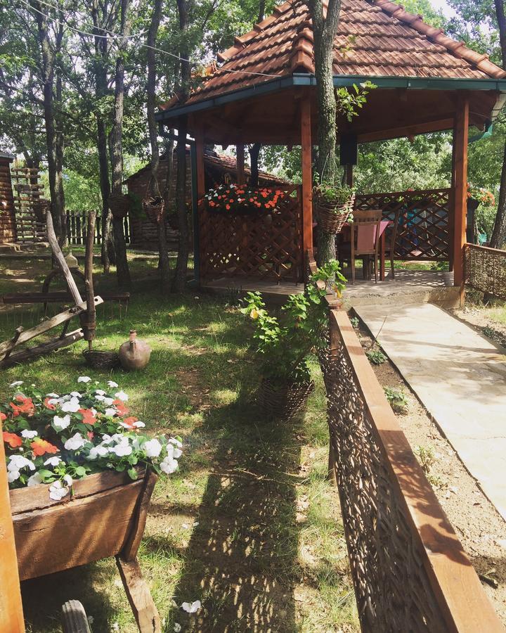 Etno Restoran Ranc Motel Radibus Ngoại thất bức ảnh